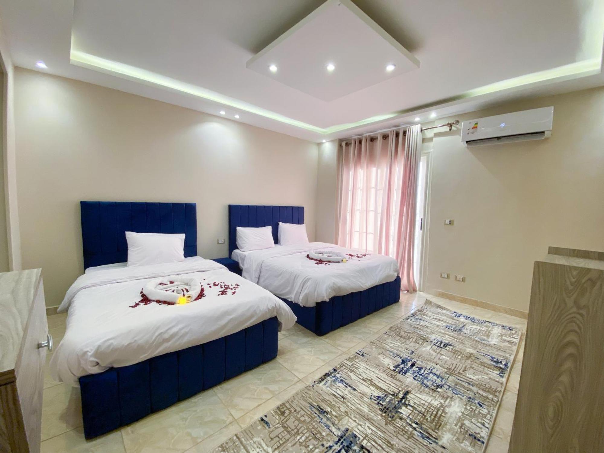 Young Pharaoh View Inn 开罗 外观 照片