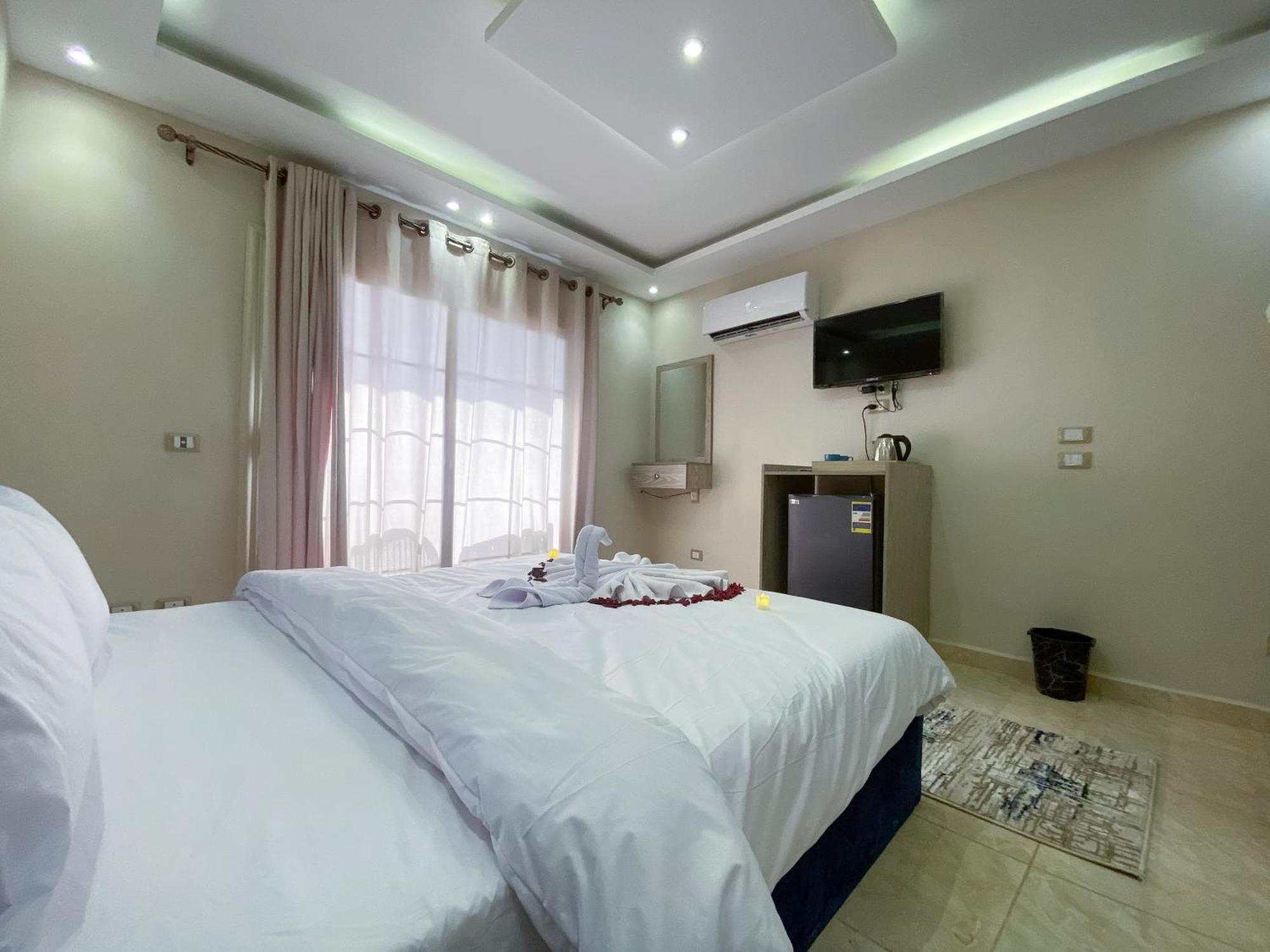 Young Pharaoh View Inn 开罗 外观 照片