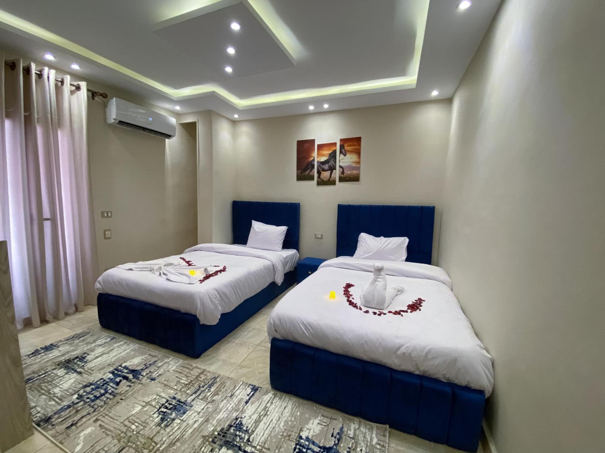 Young Pharaoh View Inn 开罗 外观 照片